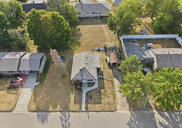 Photo 2 of Single family home for sale at 1023 8th Ave Ne, Brainerd, MN 56401 | MLS# 7131356 | Listing updated on 2026-09-10