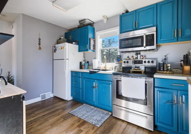Photo 3 of Single family home for sale at 1023 8Th Ave Ne, Brainerd, MN 56401 | MLS# 7131356 | Listing updated on 2026-09-10