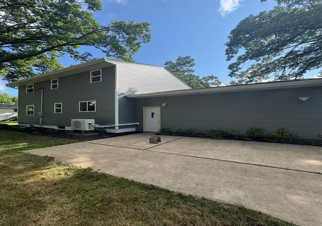 Photo 3 of Sale Pending at 16885 Grove St, Little Falls, MN 56345 | MLS# 7131467 | Listing updated on 2026-09-14
