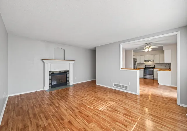 Photo 4 of Single family home for sale at 7772 Rimbley Rd, Woodbury, MN 55125 | MLS# 7131628 | Listing updated on 2026-09-15