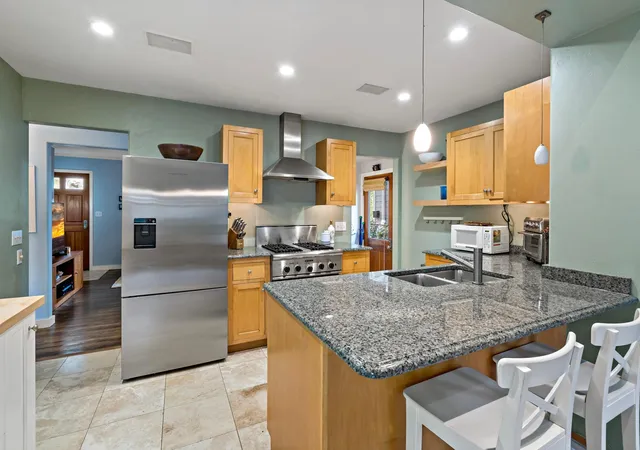 Photo 4 of Single family home for sale at 5434 Vincent Ave S, Minneapolis, MN 55410 | MLS# 7131720 | Listing updated on 2026-09-11