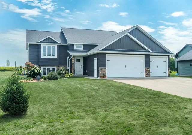 Single family home for sale at 1623 72Nd Ave, Hammond, WI 54015 | MLS# 7131795