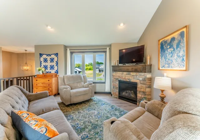 Photo 2 of Single family home for sale at 1623 72Nd Ave, Hammond, WI 54015 | MLS# 7131795 | Listing updated on 2026-09-21