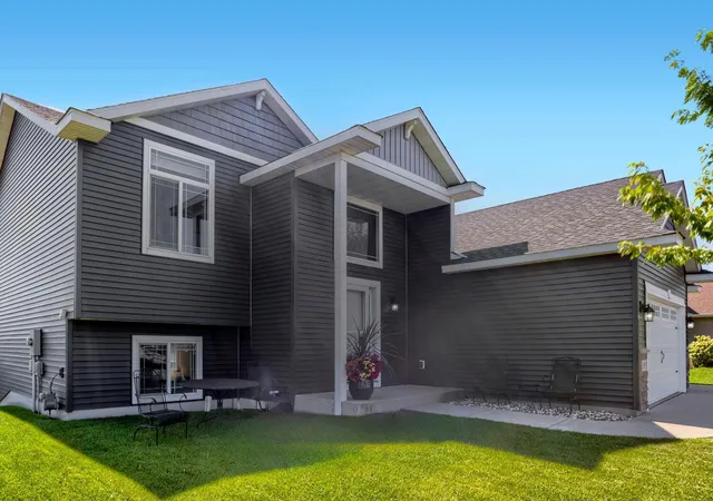 Photo 2 of Sale Pending at 20079 204th Ave, Big Lake, MN 55309 | MLS# 7131820 | Listing updated on 2026-09-10