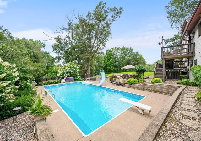 Photo 3 of Single family home for sale at 2415 Lisbon Ave N, Lake Elmo, MN 55042 | MLS# 7131829 | Listing updated on 2026-09-28