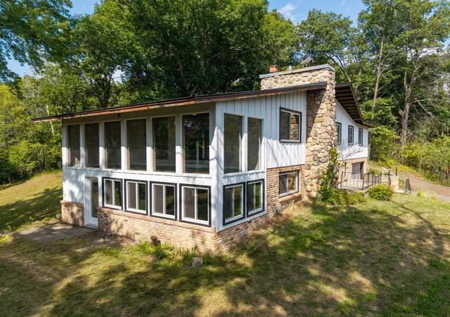 Photo 2 of Single family home for sale at 9786 Lower 167th St E, Lakeville, MN 55044 | MLS# 7132007 | Listing updated on 2026-09-13