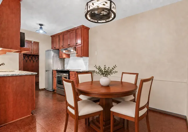 Listing Photo 4 - Condo for sale in building located at 4380 Brookside Ct, Edina, MN 55436 - Unit #213