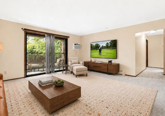 Listing Photo 5 - Condo for sale in building located at 4380 Brookside Ct, Edina, MN 55436 - Unit #213