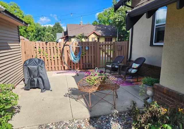 Photo 4 of Single family home for sale at 19 1St Ave Ne, Fairfax, MN 55332 | MLS# 7132146 | Listing updated on 2026-09-14