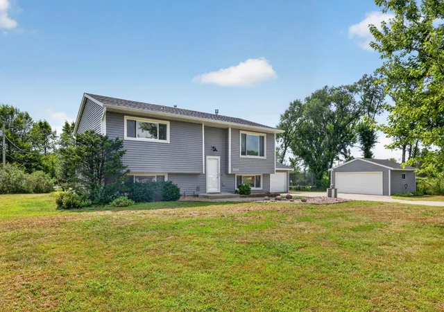 Photo 1 of Single family home for sale at 4466 Maple St Se, Rochester, MN 55904 | MLS# 7132321 | Listing updated on 2026-09-21