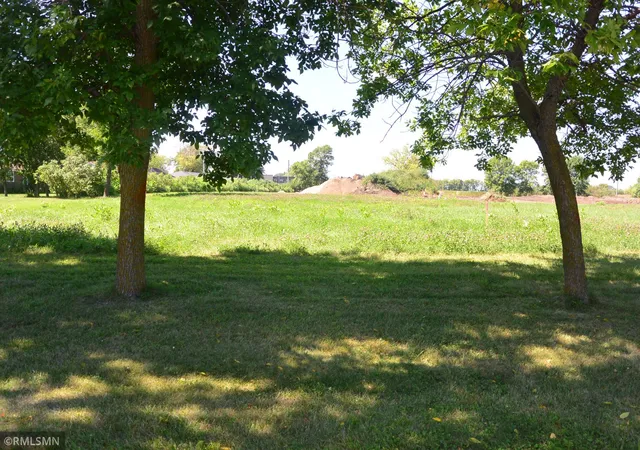 Photo 8 of Single family home for sale at 2005 Judd Ave N, Glencoe, MN 55336 | MLS# 7132525 | Listing updated on 2026-09-12