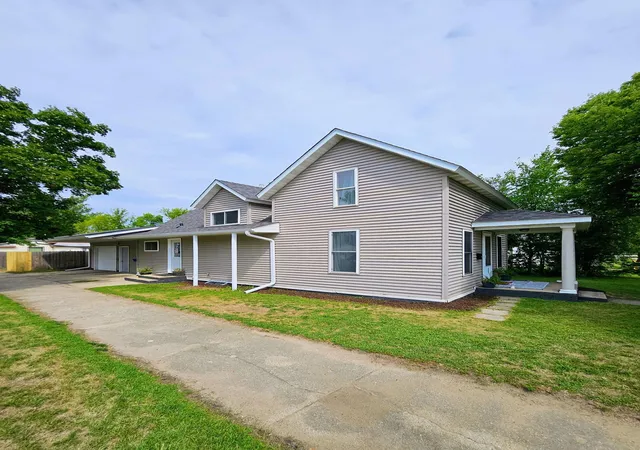 Single family home for sale at 323 1St St Sw, Wadena, MN 56482 | MLS# 7132608