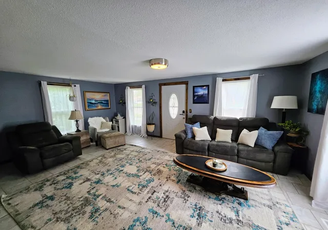 Photo 4 of Single family home for sale at 323 1St St Sw, Wadena, MN 56482 | MLS# 7132608 | Listing updated on 2026-09-14
