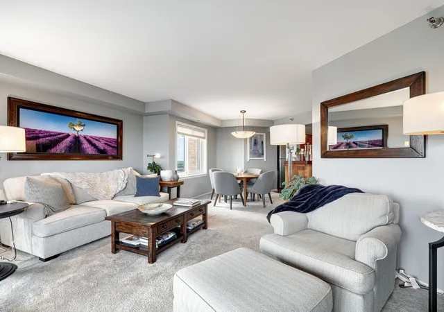 Listing Photo 5 - Condo for sale in building located at 20 2Nd St Ne, Minneapolis, MN 55413 - Unit #P2704