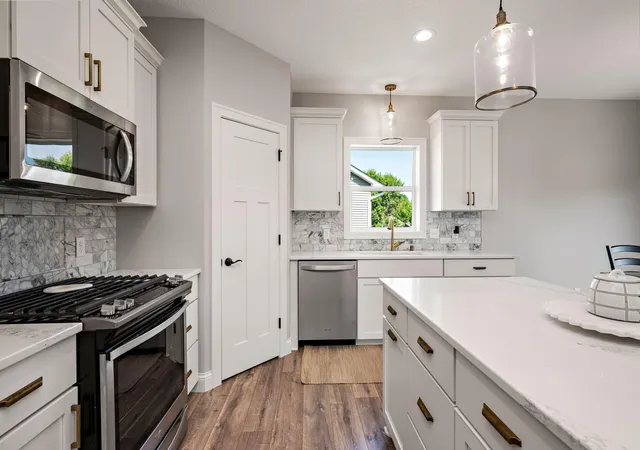 Photo 4 of Single family home for sale at 481 Paradise Dr Se, Saint Michael, MN 55376 | MLS# 7132811 | Listing updated on 2026-09-14