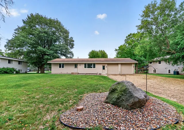 Photo 2 of Single family home for sale at 17181 Panama Ave, Prior Lake, MN 55372 | MLS# 7132827 | Listing updated on 2026-09-11