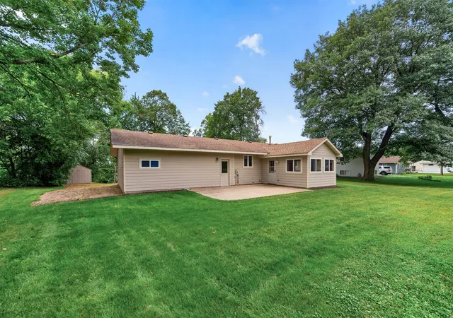 Photo 3 of Single family home for sale at 17181 Panama Ave, Prior Lake, MN 55372 | MLS# 7132827 | Listing updated on 2026-09-11