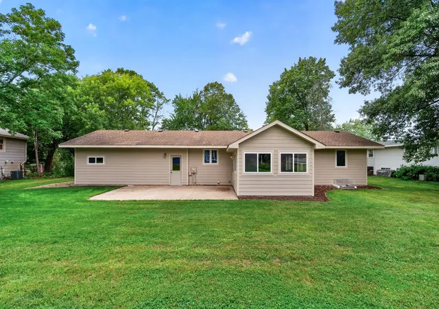 Photo 4 of Single family home for sale at 17181 Panama Ave, Prior Lake, MN 55372 | MLS# 7132827 | Listing updated on 2026-09-11
