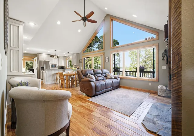 Photo 3 of Sale Pending at 33972 N Oak Dr, Pequot Lakes, MN 56472 | MLS# 7132917 | Listing updated on 2026-09-08
