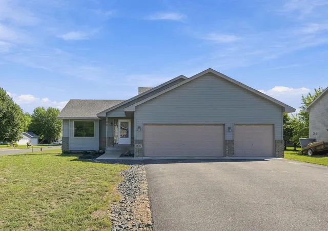 Photo 1 of Single family home for sale at 23081 Navajo St Nw, Saint Francis, MN 55070 | MLS# 7132967 | Listing updated on 2026-09-15