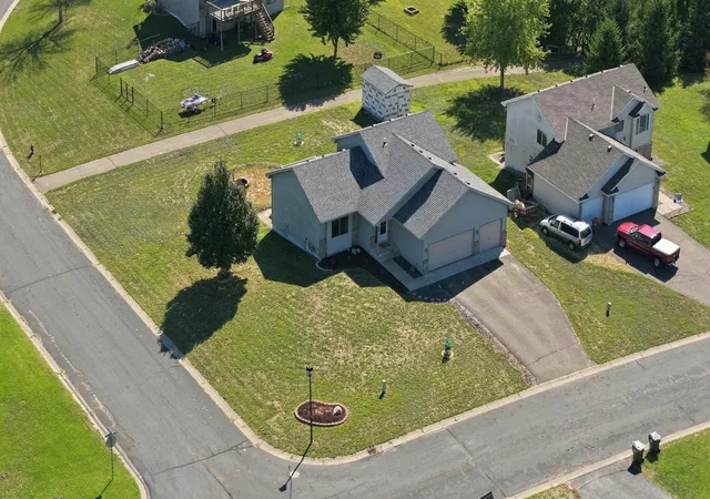 Photo 2 of Single family home for sale at 23081 Navajo St Nw, Saint Francis, MN 55070 | MLS# 7132967 | Listing updated on 2026-09-15