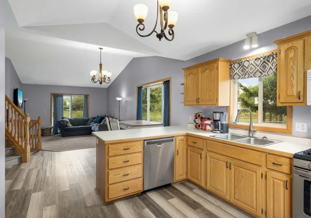 Photo 4 of Sale Pending at 38343 Coventry Dr, North Branch, MN 55056 | MLS# 7132997 | Listing updated on 2026-09-11