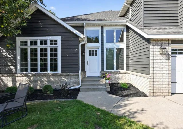 Photo 4 of Single family home for sale at 3203 Sundance Cir NW, Alexandria, MN 56308 | MLS# 7133036 | Listing updated on 2026-09-30