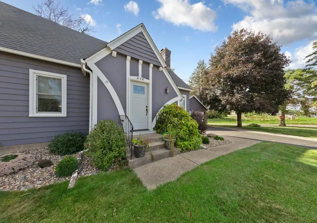 Photo 4 of Sale Pending at 418 Prairie Ave, Faribault, MN 55021 | MLS# 7133155 | Listing updated on 2026-10-26
