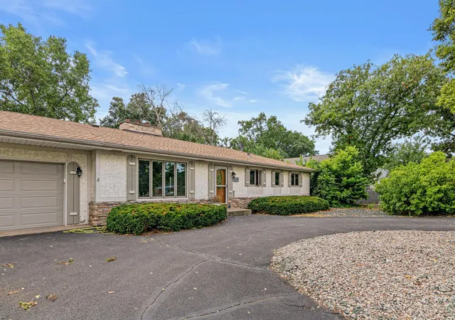 Photo 2 of Single family home for sale at 9339 Cedar Lake Rd S, Saint Louis Park, MN 55426 | MLS# 7133270 | Listing updated on 2026-10-13