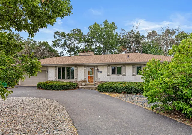Photo 3 of Single family home for sale at 9339 Cedar Lake Rd S, Saint Louis Park, MN 55426 | MLS# 7133270 | Listing updated on 2026-10-13