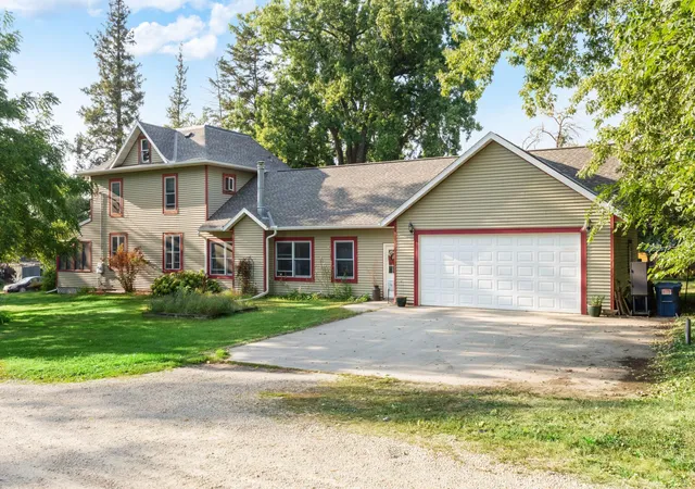 Photo 1 of Single family home for sale at 37556 3rd Ave, Dennison, MN 55018 | MLS# 7133460 | Listing updated on 2026-09-13