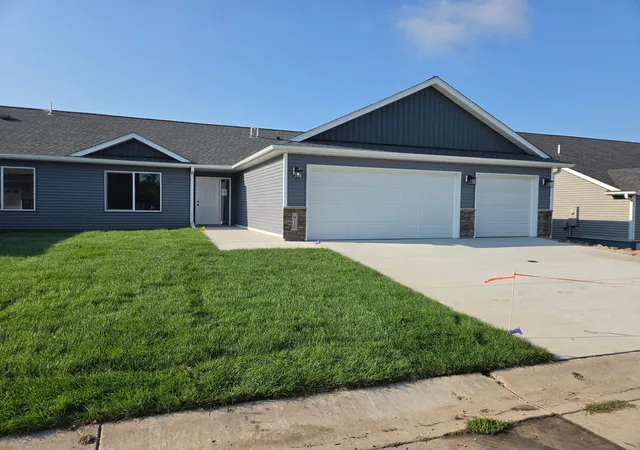 Photo 1 of Single family home for sale at 912 Katelyn Cir Ne, Montgomery, MN 56069 | MLS# 7133500 | Listing updated on 2026-09-11