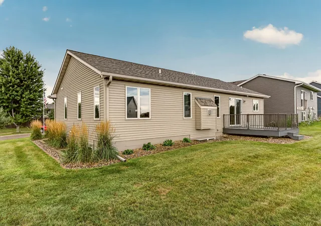 Photo 2 of Single family home for sale at 905 22nd Street Ne, Kasson, MN 55944 | MLS# 7133587 | Listing updated on 2026-09-13
