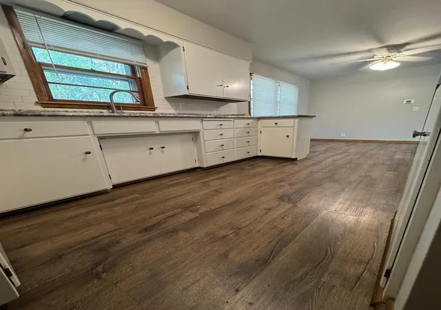 Photo 2 of Sale Pending at 220 Terrace Dr Sw, Willmar, MN 56201 | MLS# 7133710 | Listing updated on 2026-09-15