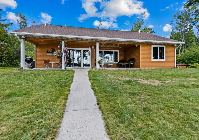Photo 3 of Sale Pending at 7856 Lake Fourteen Rd, Britt, MN 55710 | MLS# 7133740 | Listing updated on 2026-09-14