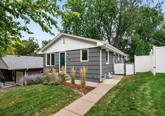 Photo 1 of Single family home for sale at 1641 Idaho Ave S, Saint Louis Park, MN 55426 | MLS# 7133967 | Listing updated on 2026-09-14