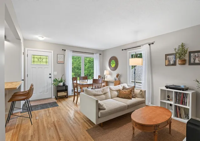 Photo 2 of Single family home for sale at 1641 Idaho Ave S, Saint Louis Park, MN 55426 | MLS# 7133967 | Listing updated on 2026-09-14