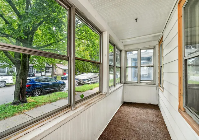 Photo 1 of Single family home for sale at 577 W Sanborn St, Winona, MN 55987 | MLS# 7134077 | Listing updated on 2026-10-02