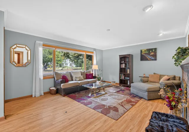 Photo 3 of Sale Pending at 1935 Stinson Blvd, Minneapolis, MN 55418 | MLS# 7134099 | Listing updated on 2026-09-14
