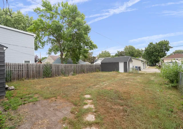 Photo 3 of Single family home for sale at 5226 Girard Ave N, Minneapolis, MN 55430 | MLS# 7134182 | Listing updated on 2026-09-15