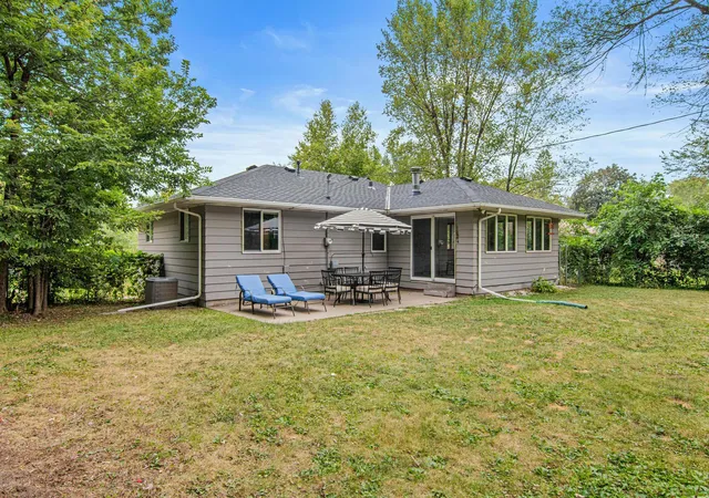 Photo 2 of Single family home for sale at 678 Eldridge Ave W, Saint Paul, MN 55113 | MLS# 7134191 | Listing updated on 2026-09-14