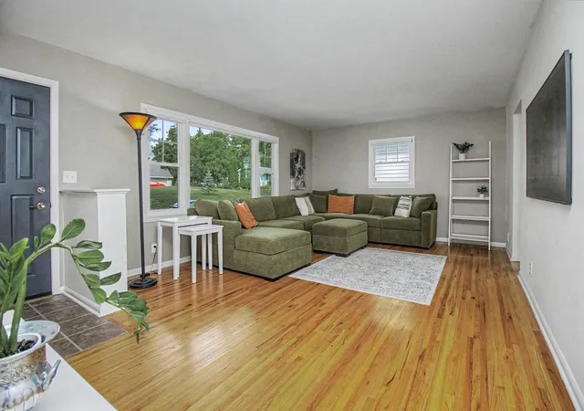 Photo 2 of Single family home for sale at 1424 Rhode Island Ave N, Golden Valley, MN 55427 | MLS# 7134193 | Listing updated on 2026-09-12