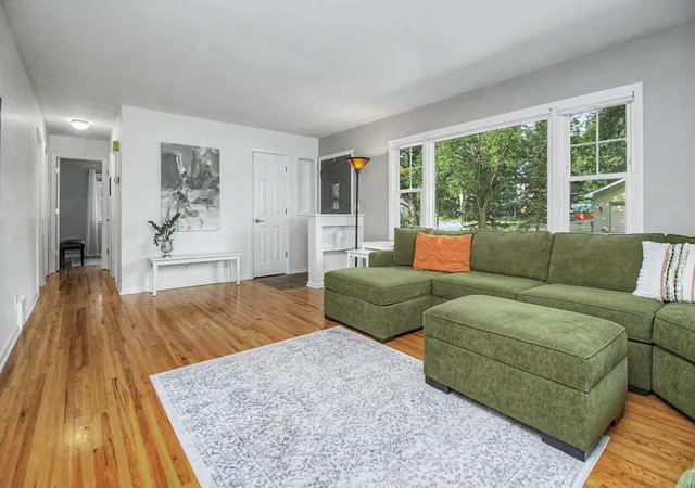 Photo 3 of Single family home for sale at 1424 Rhode Island Ave N, Golden Valley, MN 55427 | MLS# 7134193 | Listing updated on 2026-09-12