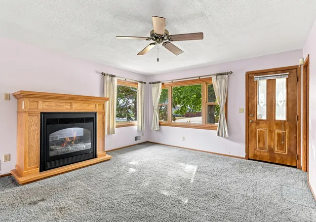 Photo 3 of Single family home for sale at 1228 Lincoln Ave, Saint Paul Park, MN 55071 | MLS# 7134201 | Listing updated on 2026-09-15