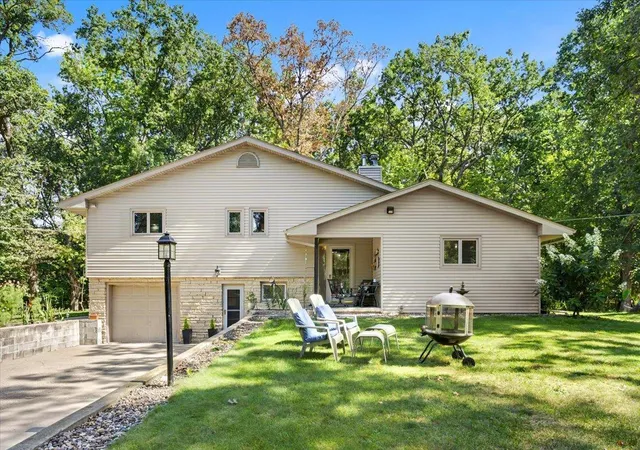 Photo 2 of Single family home for sale at 73466 318th Ave, Lake City, MN 55041 | MLS# 7134230 | Listing updated on 2026-09-09