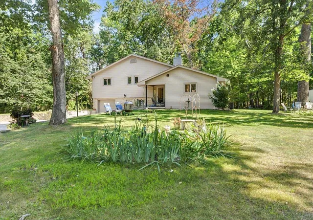Photo 3 of Single family home for sale at 73466 318Th Ave, Lake City, MN 55041 | MLS# 7134230 | Listing updated on 2026-09-09