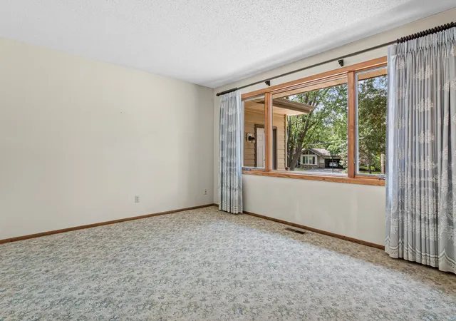 Photo 4 of Sale Pending at 12611 Larch St NW, Minneapolis, MN 55448 | MLS# 7134269 | Listing updated on 2026-09-14
