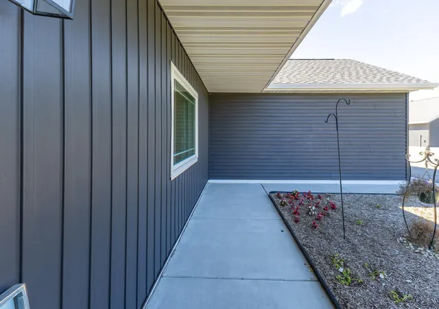 Photo 3 of Single family home for sale at 3190 Carr Lake Rd Sw, Bemidji, MN 56601 | MLS# 7134271 | Listing updated on 2026-09-14