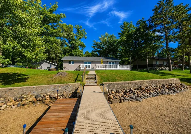 Photo 3 of Single family home for sale at 38403 E Blueberry Dr, Menahga, MN 56464 | MLS# 7134286 | Listing updated on 2026-09-15