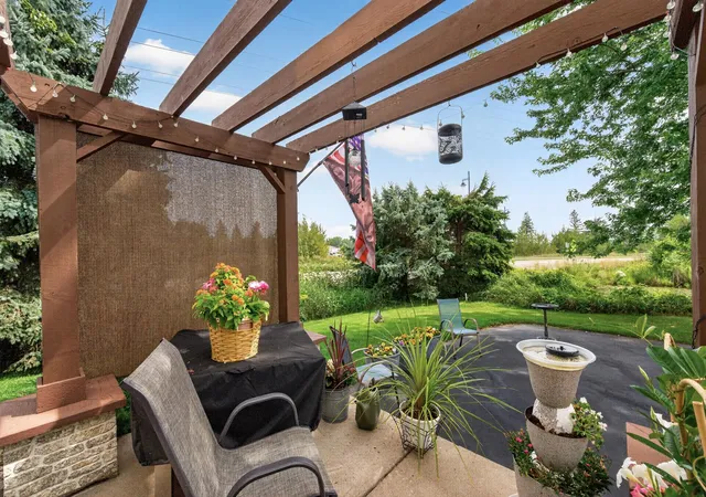 Photo 4 of Single family home for sale at 22295 Cameo Ct, Forest Lake, MN 55025 | MLS# 7134306 | Listing updated on 2026-09-15